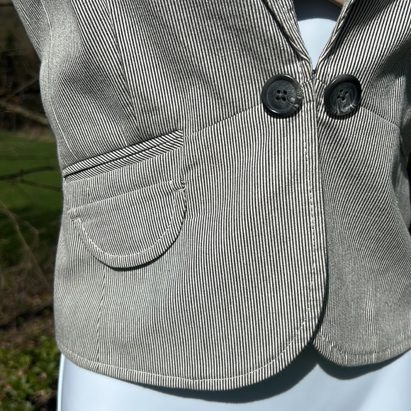 Ann Taylor LOFT Gray Striped Blazer Size 8P - Picture 4 of 13